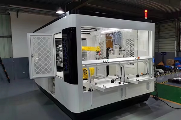 Come la lucidatrice CNC a sei assi automatica per rubinetti sanitari in zinco e alluminio rivoluziona la finitura dei metalli